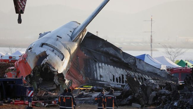 update-tragedi-jeju-air-perpanjang-penutupan-bandara-ada-ancaman-bom_8f74bd8.jpg