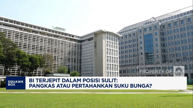 video-bi-dalam-posisi-sulit-pangkas-atau-pertahankan-suku-bunga_5c17658.jpg