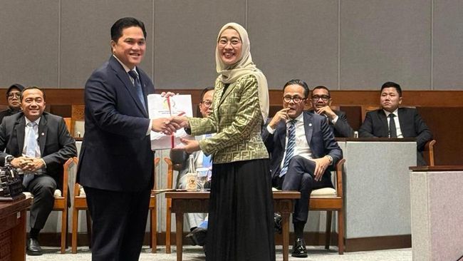 ada-danantara-di-uu-bumn-ini-penjelasan-erick-thohir_4b5a58d.jpg