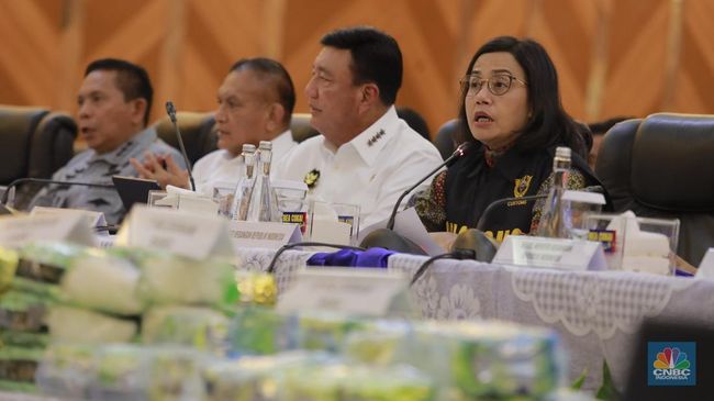 budi-gunawan-sri-mulyani-sikat-barang-ilegal-rp49-m-dalam-seminggu_db86812.jpg