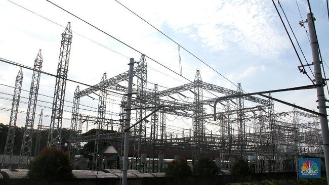 konsumsi-listrik-ri-di-2024-naik-jadi-1-411-kwh-kapita_c80c37c.jpg