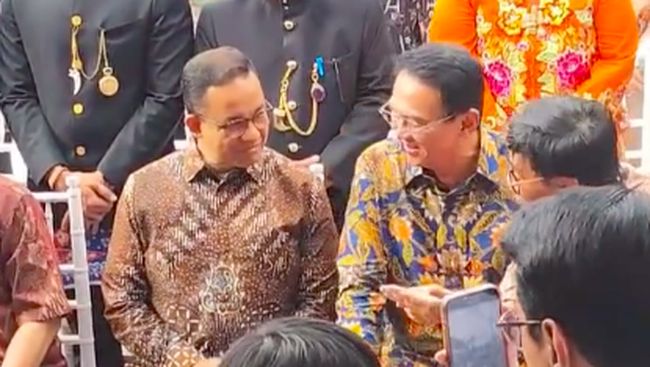 momen-ahok-dan-anies-tetawa-lepas-siapkan-kejutan-di-2025_c7eea24.jpg