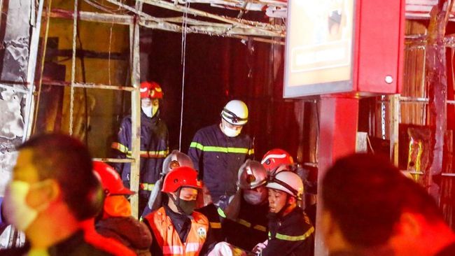 potret-gedung-kafe-karaoke-yang-terbakar-tewaskan-11-orang-terpanggang_425d191.jpg