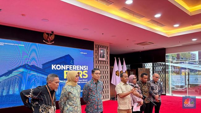 sudah-98-bahlil-akan-umumkan-skema-baru-subsidi-bbm_a4ab36f.jpg