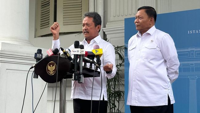 trenggono-ungkap-arahan-terbaru-prabowo-soal-pagar-laut-misterius_68fbc1f.jpg