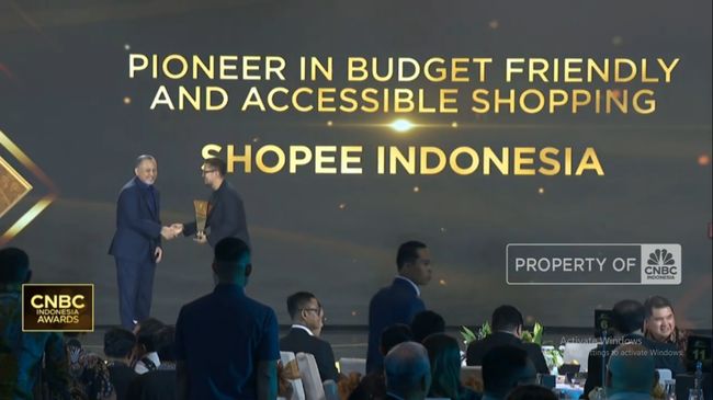 video-shopee-indonesia-sabet-penghargaan-ini_7867bae.jpg