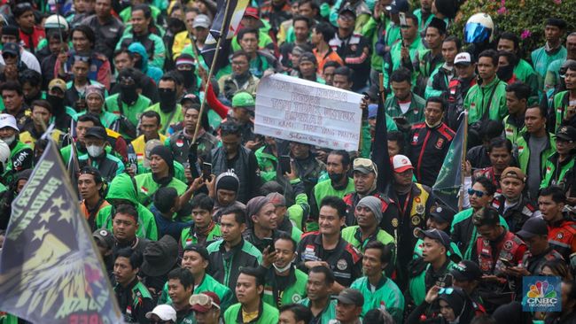 1-000-sopir-ojol-kurir-mau-demo-besar-gruduk-kemnaker-kapan-kenapa_7ad6941.jpg