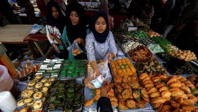 bpom-awasi-penjual-takjil-ramadan-hal-ini-yang-bakal-dicek_9718c21.jpg