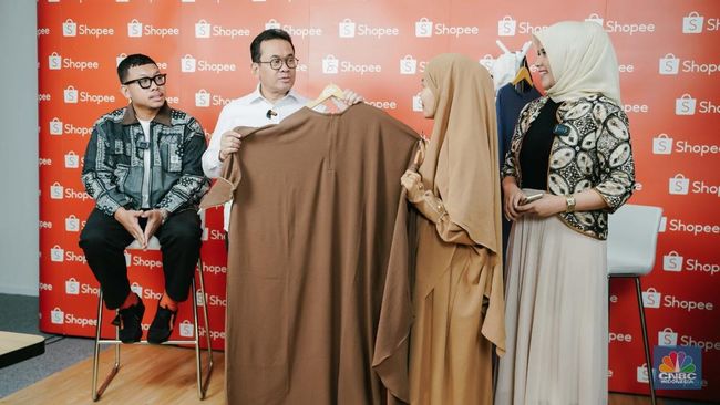 dorong-penjualan-umkm-mendag-jadi-host-shopee-live-di-harbolnas_7a4260b.jpg