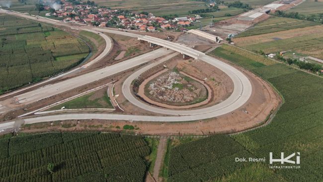 penampakan-tol-trans-jawa-tembus-paiton-makin-dekat-ke-banyuwangi_84f61e9.jpg