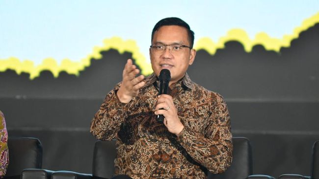 prabowo-tiba-tiba-panggil-dirut-pertamina-ke-istana-ada-apa_7a2e055.jpg