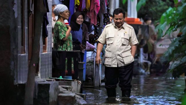 prabowo-turun-gunung-cek-banjir-bekasi-begini-curhat-warga_e2c5d8f.jpg