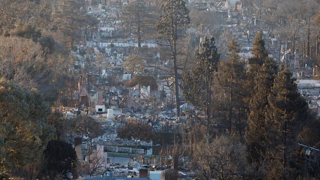 ramai-masjid-tetap-utuh-usai-kebakaran-los-angeles-ini-faktanya_bad2595.jpg