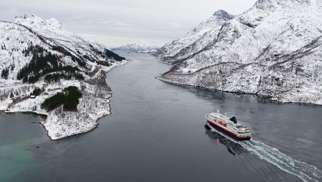 teka-teki-megatsunami-200-meter-hajar-greenland_758cc08.jpg