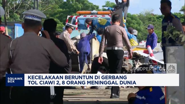 video-kecelakaan-beruntun-di-gerbang-tol-ciawi-2-8-orang-meninggal_947c898.jpg