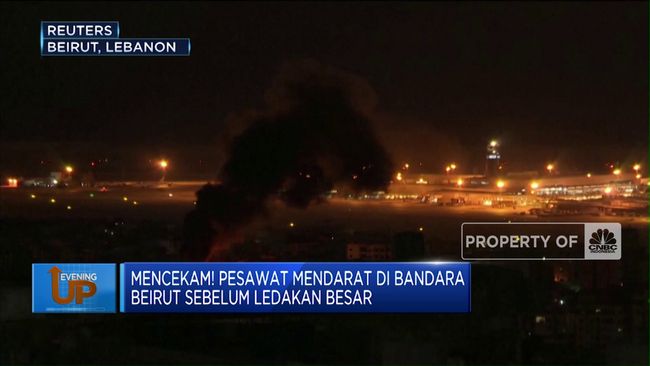 video-pesawat-mendarat-di-bandara-beirut-sebelum-ledakan-besar_115b1a6.jpg