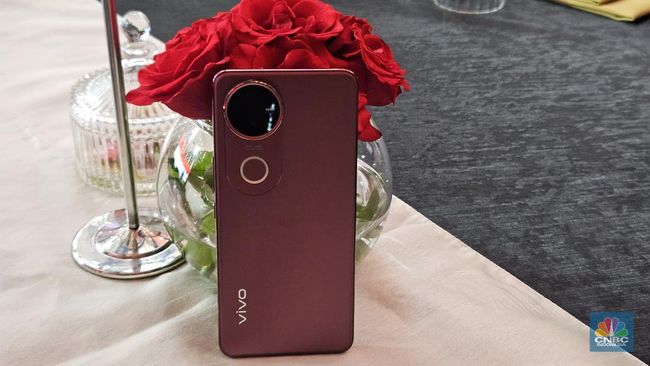 vivo-v50-rilis-di-ri-cek-harga-dan-spesifikasi-hp-ai-baru_5843de2.jpg